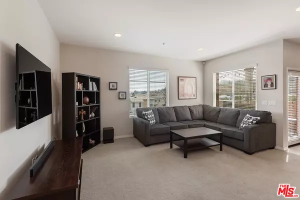 Playa Vista, CA 90094,6020 Seabluff Dr #424