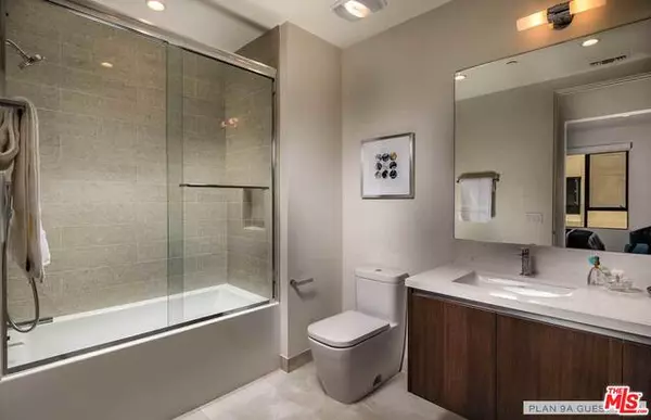 Pasadena, CA 91105,332 W Green ST #308