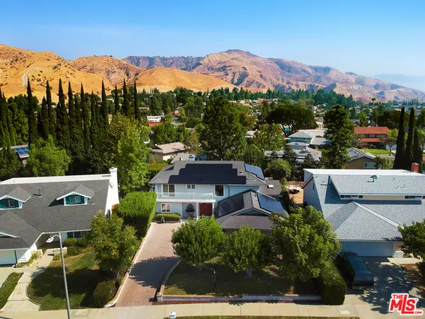 Porter Ranch, CA 91326,19069 Braemore Rd