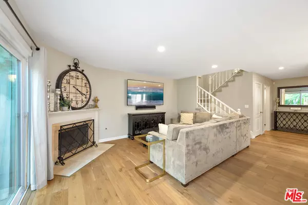 5324 Natasha Ct, Agoura Hills, CA 91301