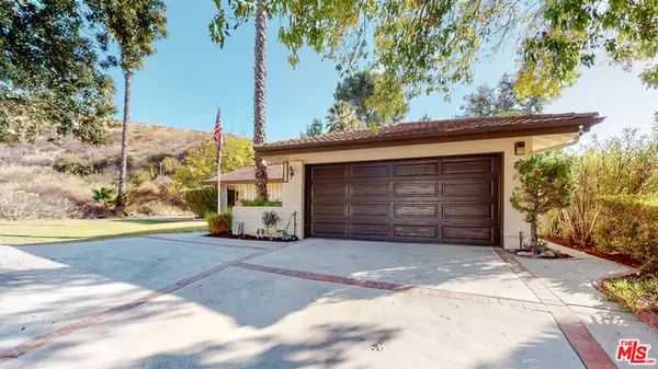 Canyon Country, CA 91351,18734 Bookham Dr