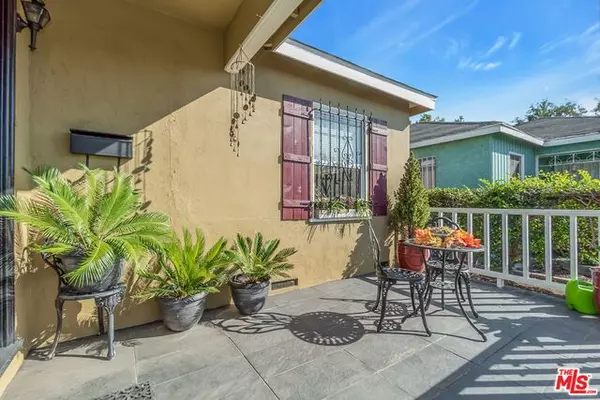 Compton, CA 90220,408 N Albertson Ave