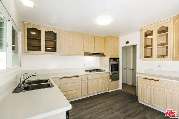 San Pedro, CA 90732,1912 W Santa Cruz St