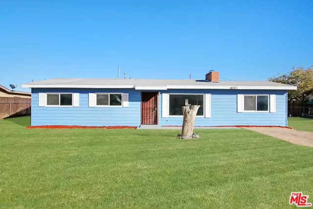 14201 Quinnault Rd, Apple Valley, CA 92307