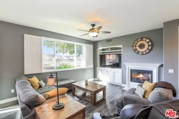 Saugus, CA 91350,19434 Laroda Ln