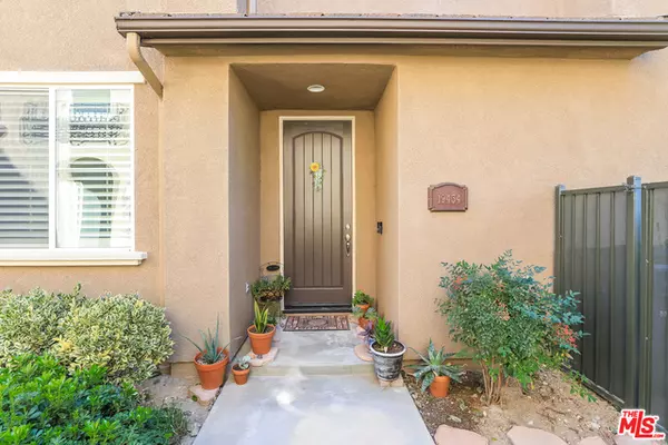 Saugus, CA 91350,19434 Laroda Ln