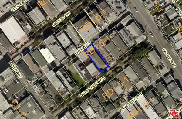 Venice, CA 90291,33 E Wave Ave