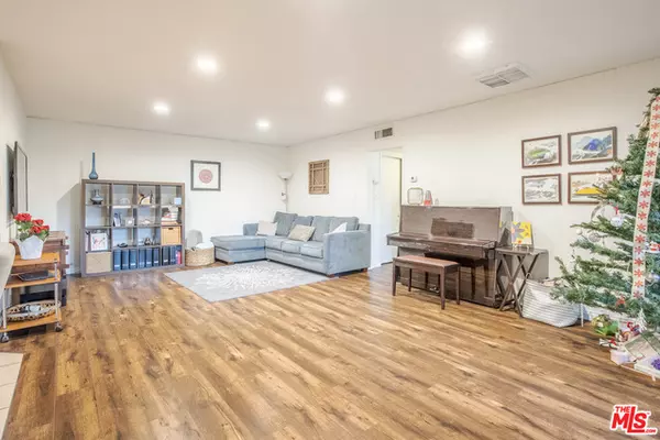 Arcadia, CA 91007,530 Fairview Ave #14