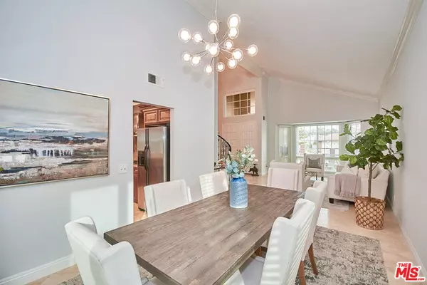 Fullerton, CA 92833,1986 Berkshire Dr