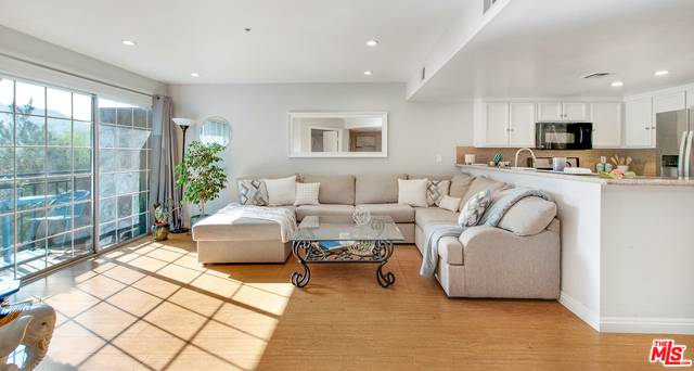 4760 Templeton St #3225, Los Angeles, CA 90032