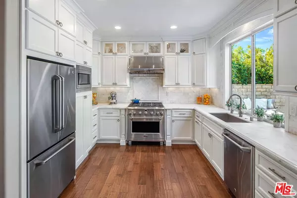 Thousand Oaks, CA 91362,2591 Renata Ct