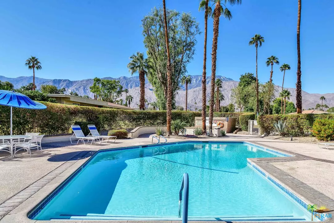 Palm Springs, CA 92264,2498 E Oakcrest Dr