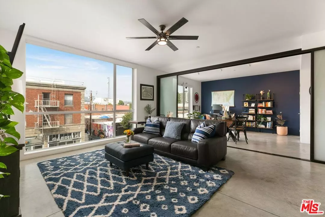 San Pedro, CA 90731,285 W 6Th St #315