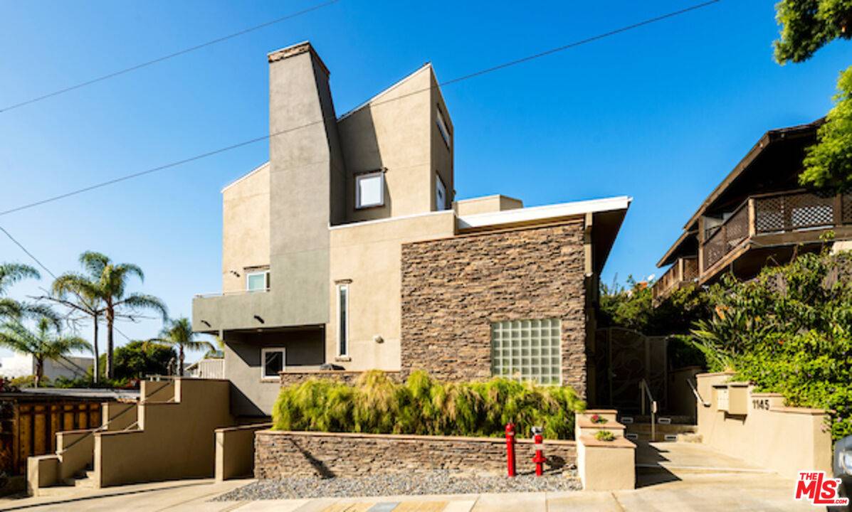 1145 N Horn Ave #C, West Hollywood, CA 90069