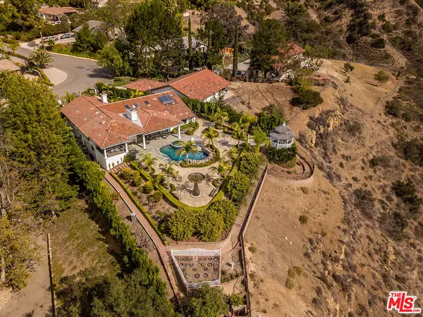 Thousand Oaks, CA 91360,1832 Calle Salto