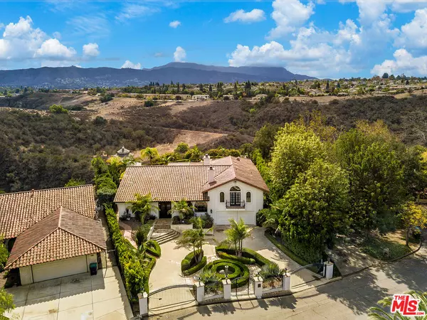 Thousand Oaks, CA 91360,1832 Calle Salto