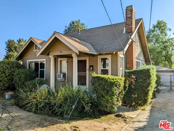 596 Mountain View St, Altadena, CA 91001