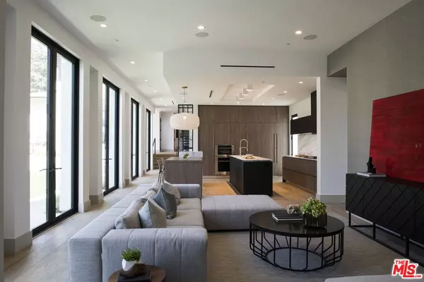 La Canada Flintridge, CA 91011,5310 Angeles Hwy