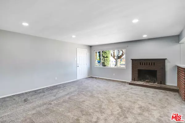 Apple Valley, CA 92307,14388 Osage Rd