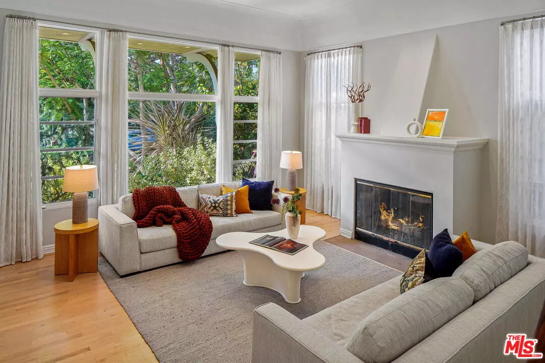 Pacific Palisades, CA 90272,954 Fiske St