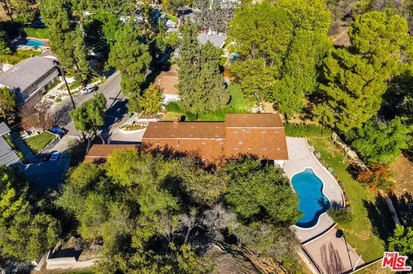 Sherman Oaks, CA 91403,14811 Jadestone Dr