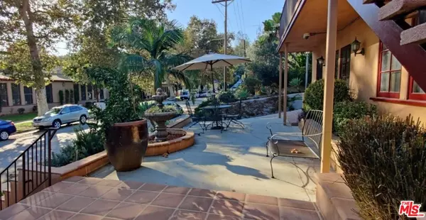 Los Angeles, CA 90026,1549 Baxter St