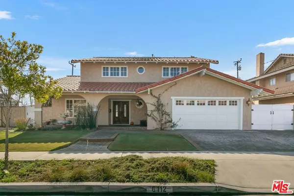 Huntington Beach, CA 92647,6112 Palisade Dr