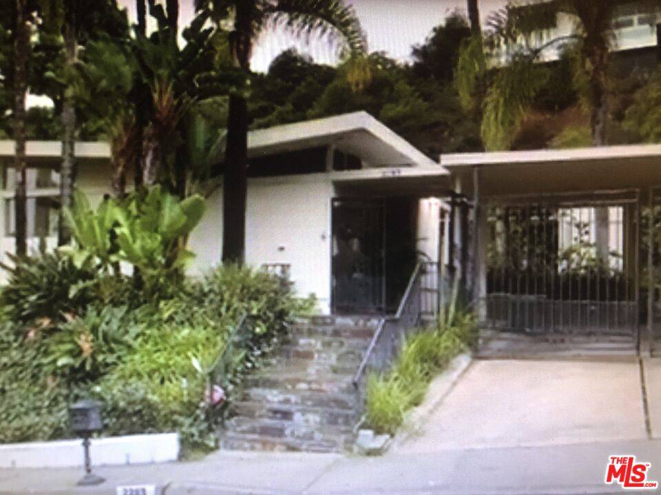2283 San Ysidro Dr, Beverly Hills, CA 90210