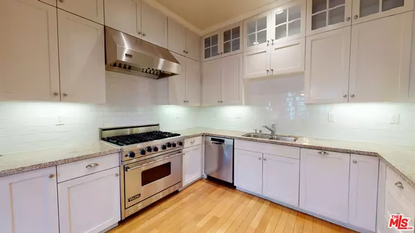 Pasadena, CA 91101,700 E UNION ST #102