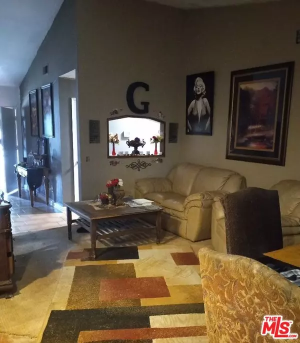 Moreno Valley, CA 92553,14917 DE SOTO PL