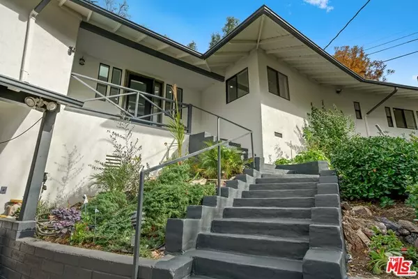 Woodland Hills, CA 91364,4692 Morro Dr