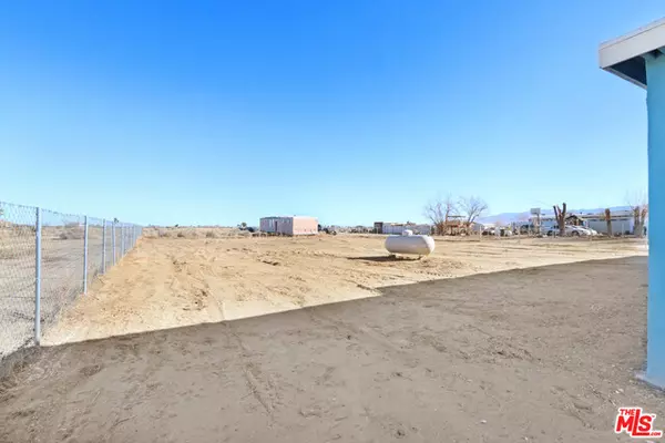 Palmdale, CA 93591,39046 180Th St