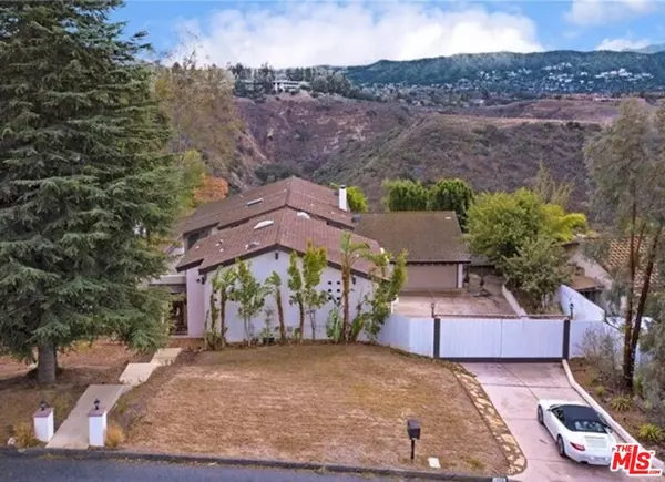 Thousand Oaks, CA 91360,1350 Camino Cristobal