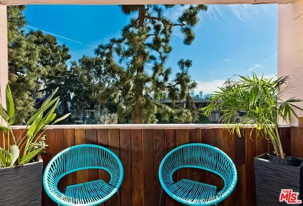 Los Angeles, CA 90057,421 S La Fayette Park Pl #429