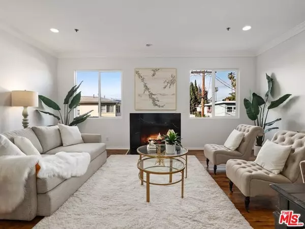 1200 S Holt Ave #202, Los Angeles, CA 90035