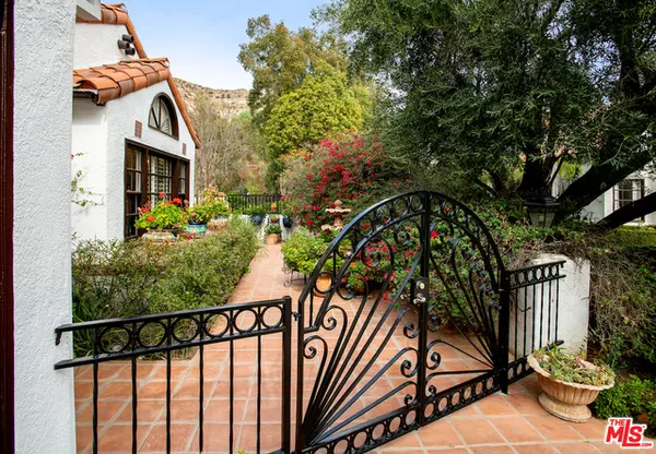 Westlake Village, CA 91362,5653 Brookmont Terrace Ct