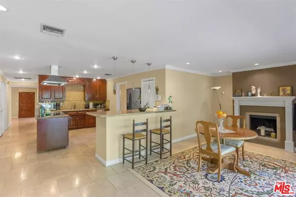 Woodland Hills, CA 91364,4808 Excelente Dr