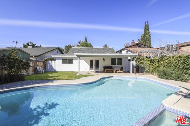 Tarzana, CA 91335,18228 Erwin St