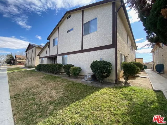 Lancaster, CA 93535,212 E Lancaster Blvd