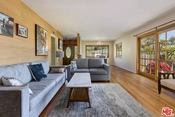 Pacific Palisades, CA 90272,961 Jacon Way