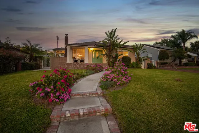 Whittier, CA 90601,11541 Beverly Blvd