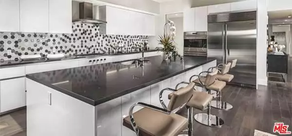 Pasadena, CA 91105,330 W Green ST #306