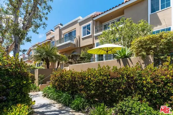 Huntington Beach, CA 92648,6056 Panorama Dr