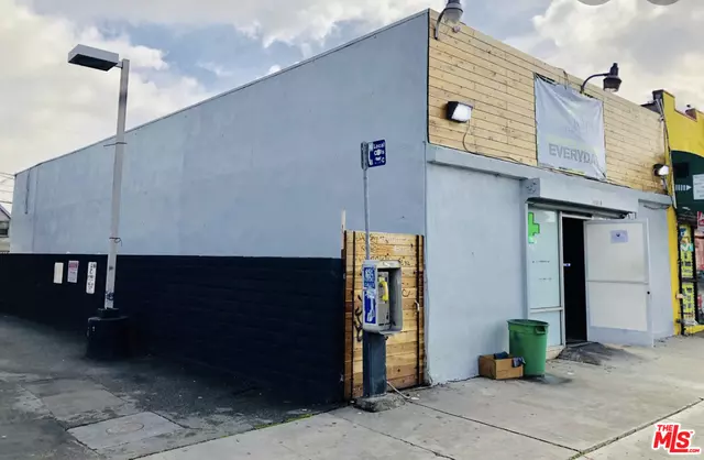 11414 S Vermont Ave, Los Angeles, CA 90044