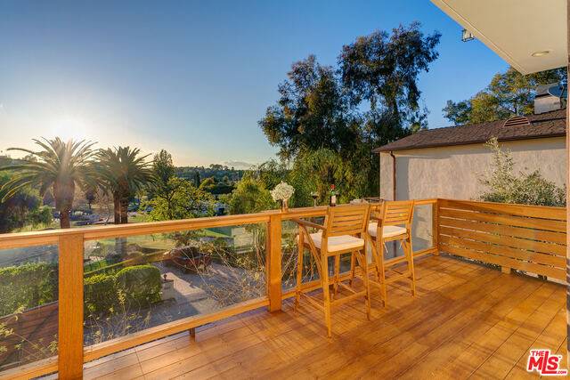 Woodland Hills, CA 91364,4698 Morro Dr