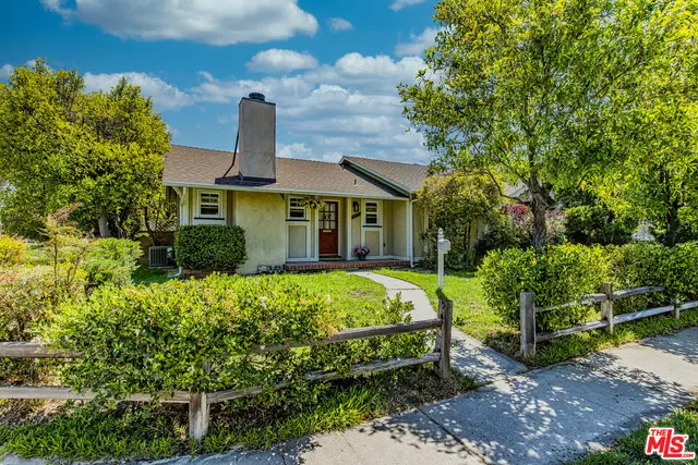 20932 Blythe St, Canoga Park, CA 91304