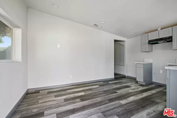 Rialto, CA 92376,117 N Orange Ave