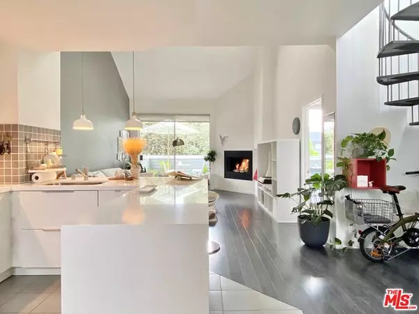 Pasadena, CA 91106,1097 Blanche St #303