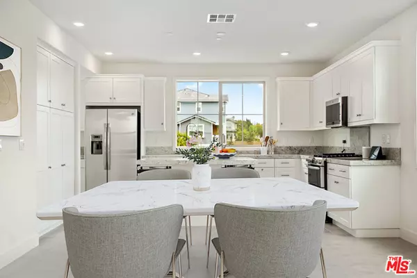 Yorba Linda, CA 92886,4349 BLAZING STAR WAY