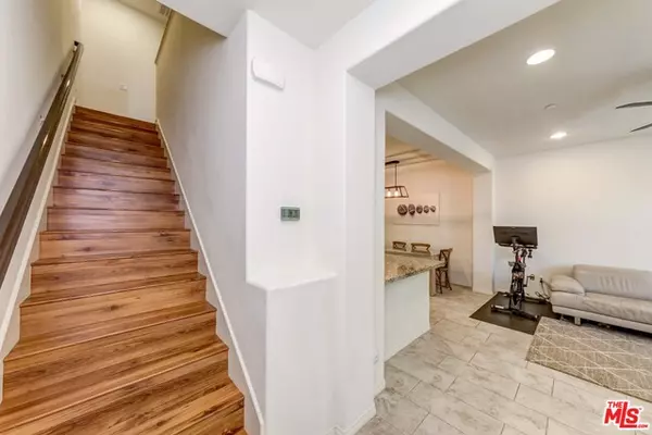 Valencia, CA 91354,28805 Camino De Cielo Dr #149